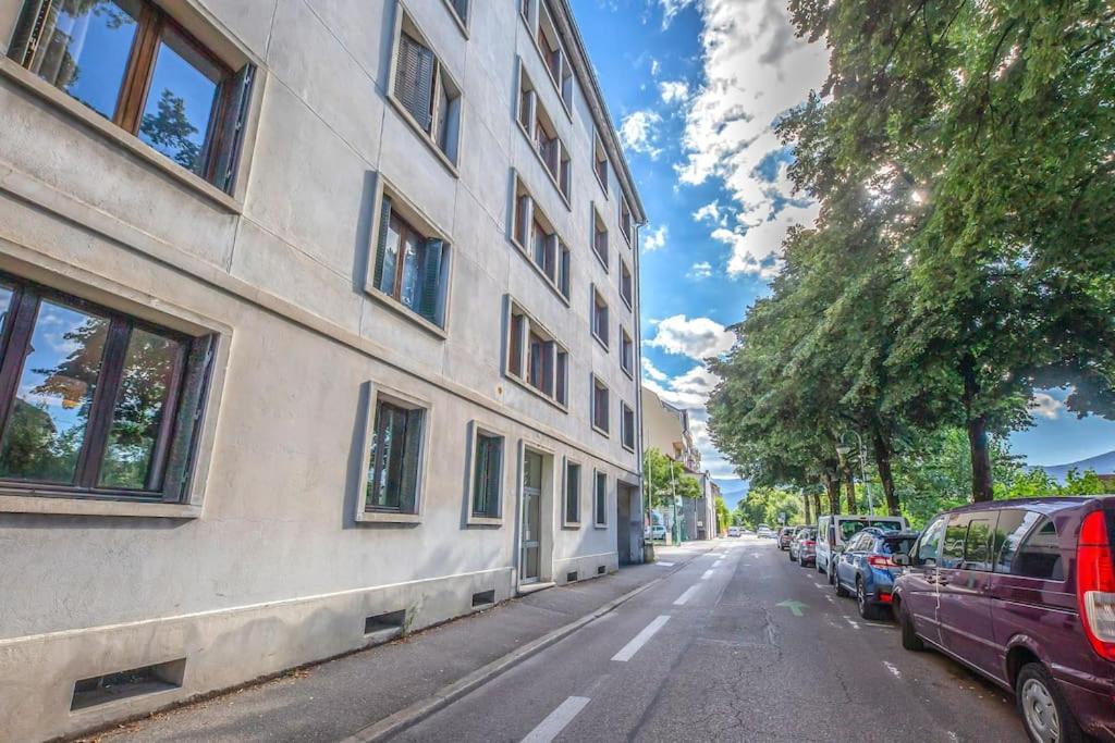 Appartement Au Bord De La Leysse A Chambéry Exterior foto